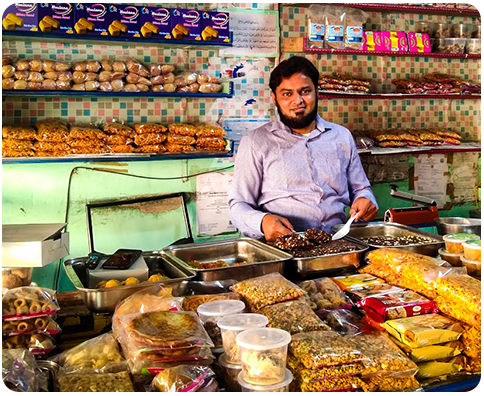 Handmade South Indian sweets, snacks and custom sweet boxes from Raviath Sweet Palace